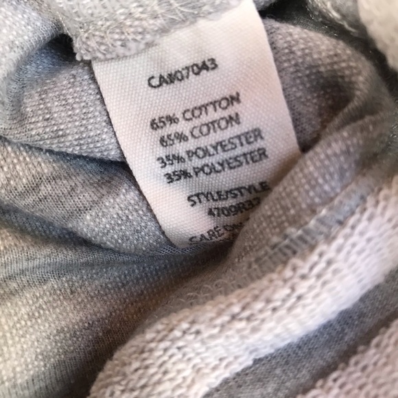 Max Studio Casual Pullover. - Picture 4 of 4